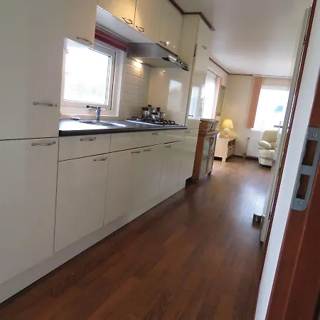 Chalet Chaletpark Holiday I シャレー Hensbroek