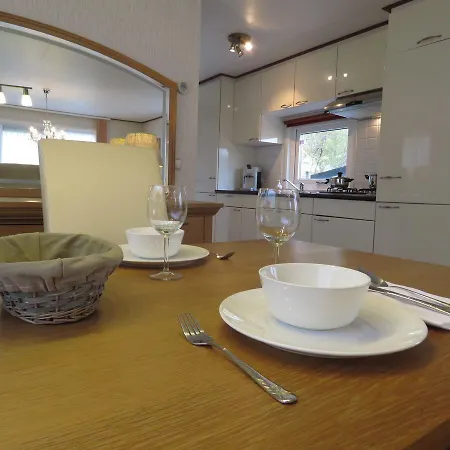 シャレー Chalet Chaletpark Holiday I Hensbroek